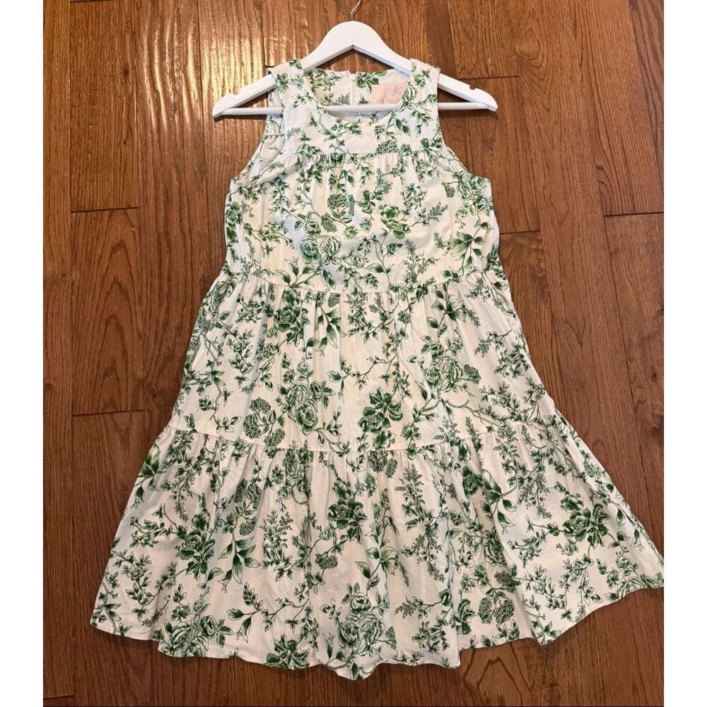 Gal Meets Glam Lisa white and green floral tiered dress 4 - Picture 8 of 10